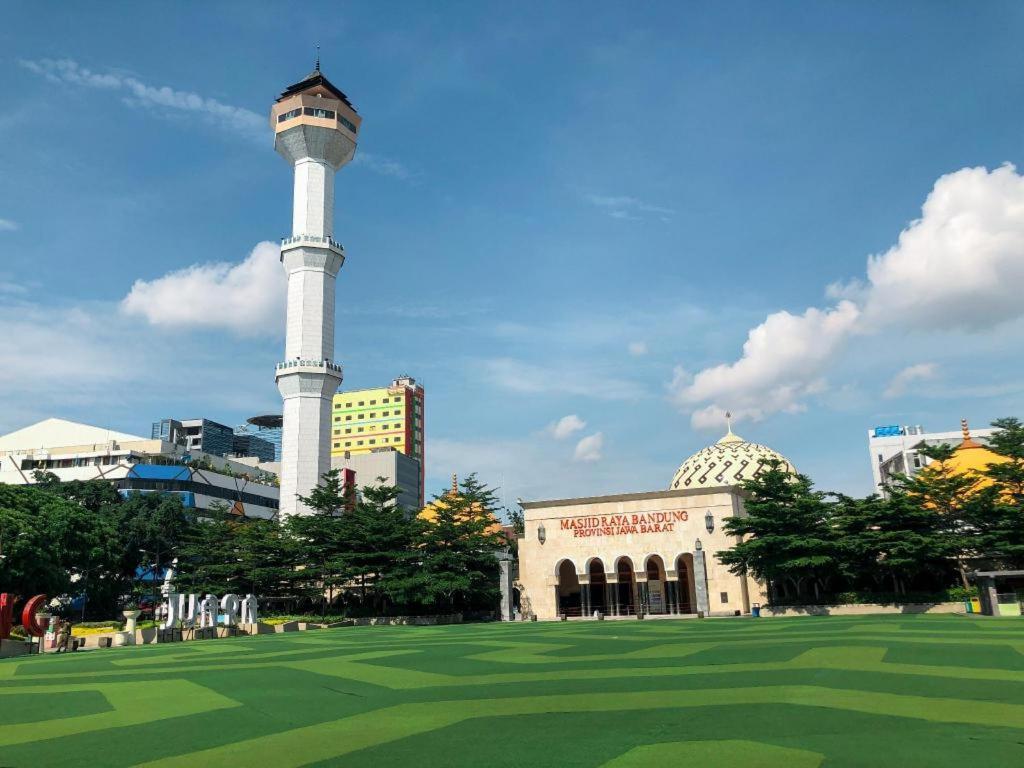 Zodiak Kebon Jati By Kagum Hotels Bandung Zewnętrze zdjęcie